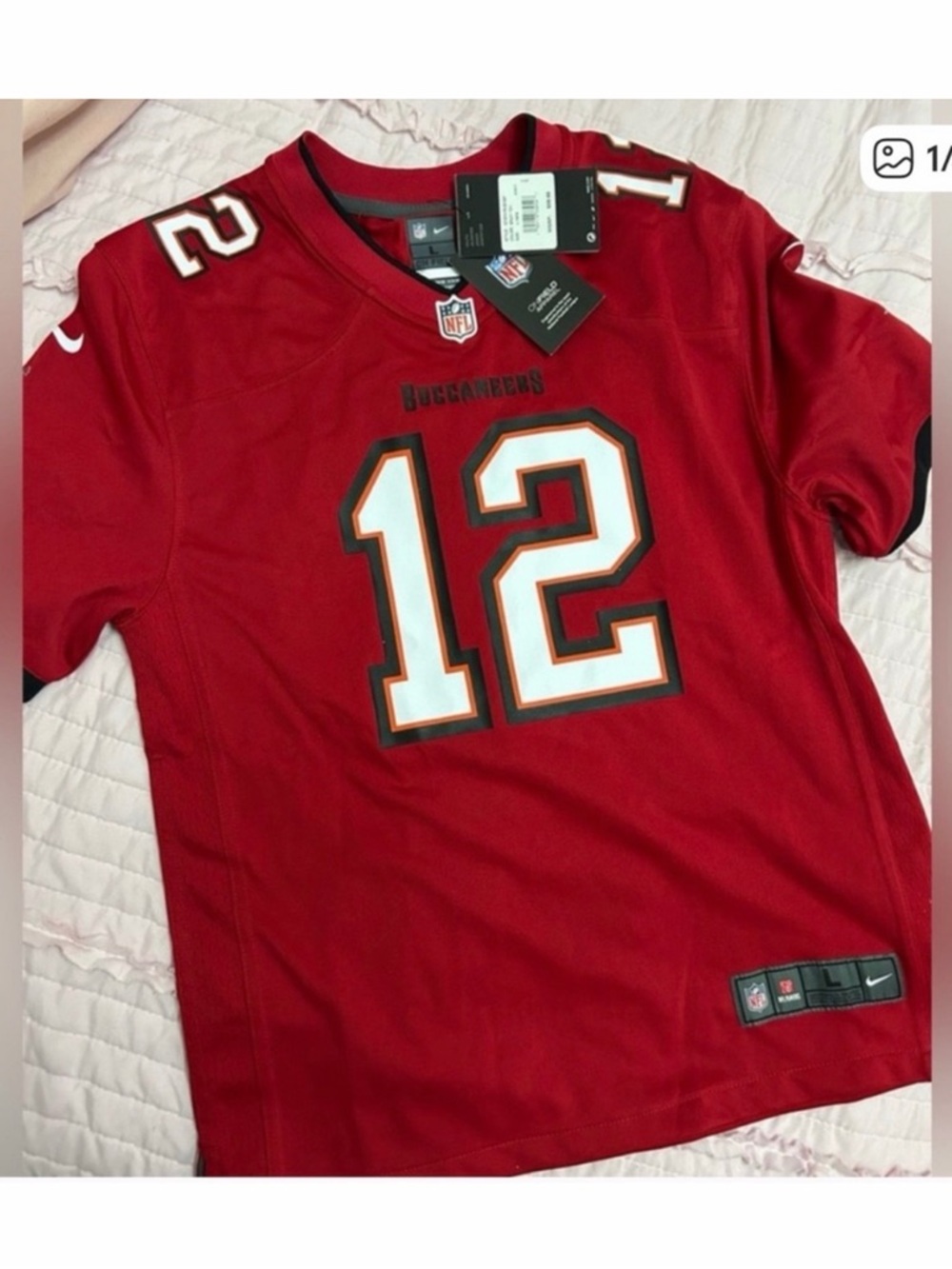 Nike youth Tom Brady official Tampa Bay Buccaneers jersey, red youth large